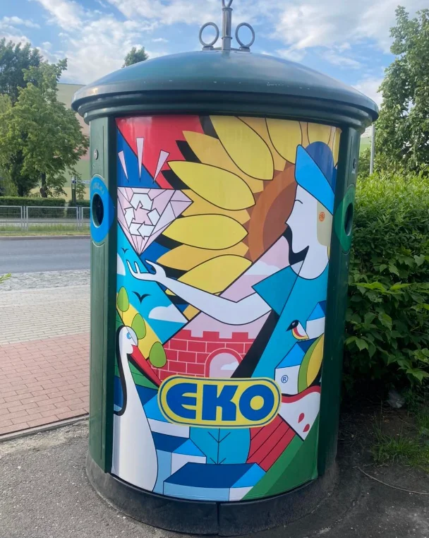 <h5>Eko</h5><p> - Reklama zewnętrzna i wewnętrzna</p>